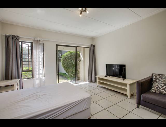0.5 BEDROOM APARTMENT FOR SALE IN PAULSHOF